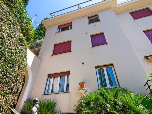 Lovely Apartment In Recco Near Seabeach