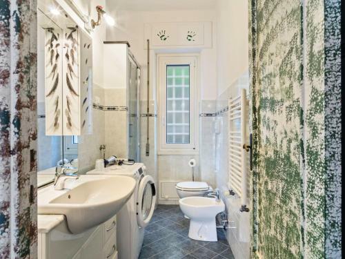 Lovely Apartment In Recco Near Seabeach