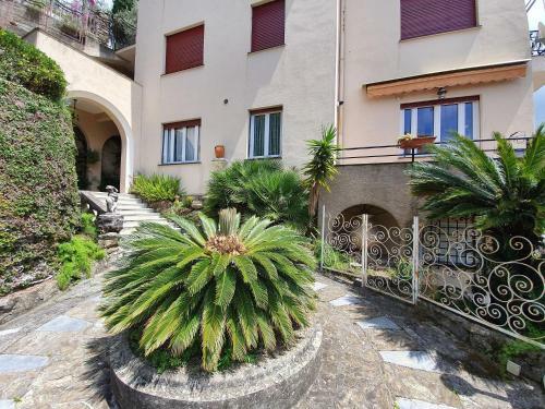 Lovely Apartment In Recco Near Seabeach