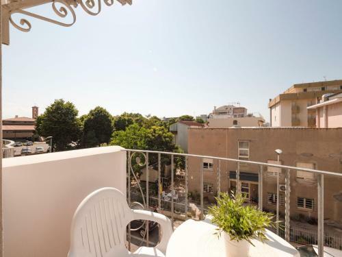 Homely Apartment In Rimini With Balcony