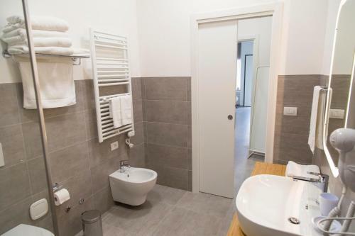 Rivabella Suite Apartments