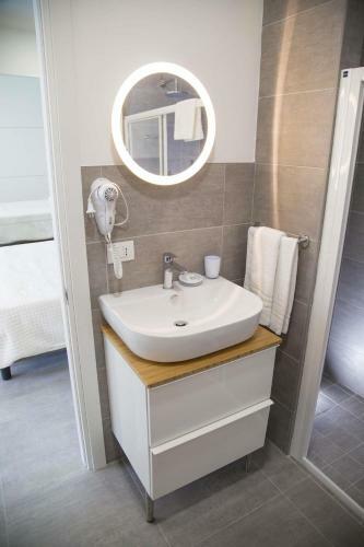 Rivabella Suite Apartments