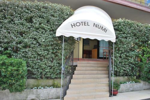 Hotel Numi