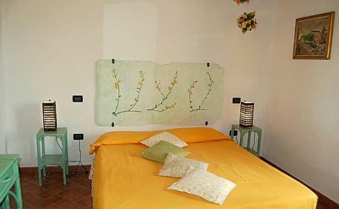 Riparbella Villa Sleeps 3 Pool