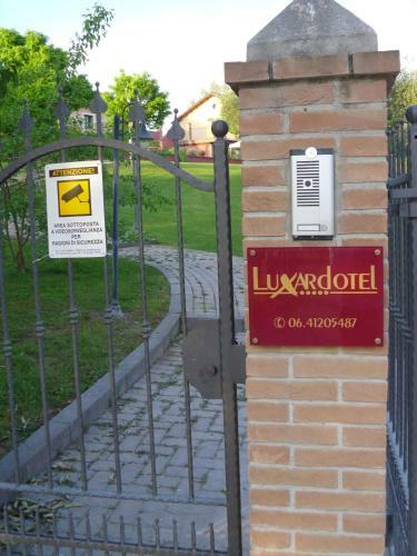 Hostal Luxardotel