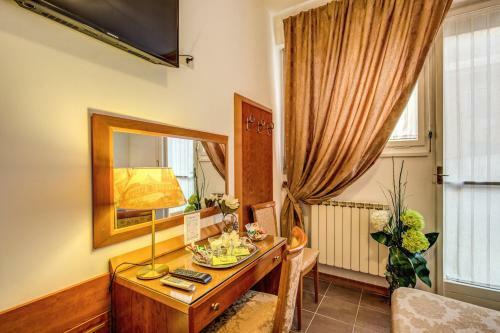 Hostal Trastevere Rooms
