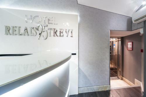 Relais Trevi 95 Boutique Hotel