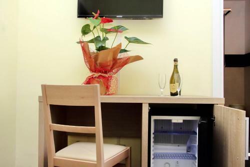 Hostal Lhg Comfy Rooms