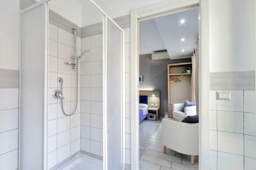 Hostal Lhg Comfy Rooms