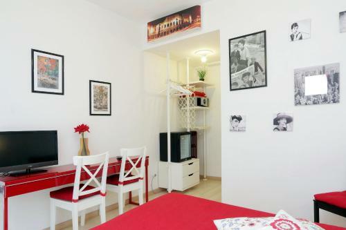 Hostal Lhg Comfy Rooms