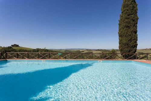 Campana Villa Sleeps 6 Pool Wifi