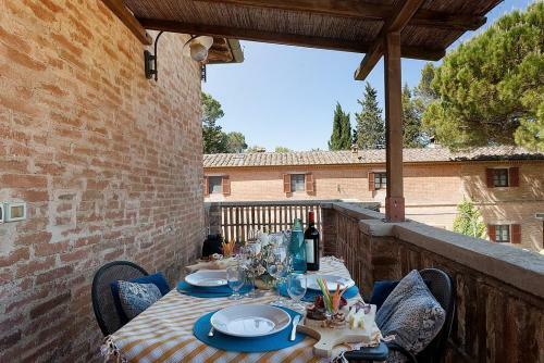 Campana Villa Sleeps 4 Pool Wifi