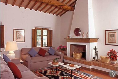 Siena Apartment Sleeps 3 Pool Wifi