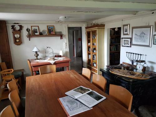 Bed & Breakfast Guesthouse Gamli B�r