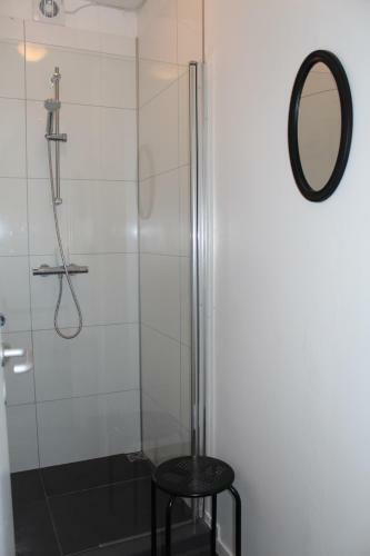 Hostal L�ns� Guesthouse