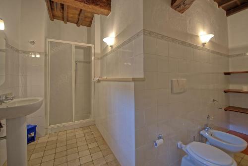 Rufina Apartment Sleeps 6