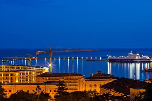 Apartamento La Minerva Luxury Suite