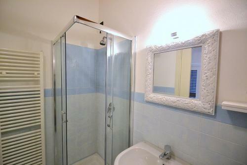 Salo Villa Sleeps 5 Air Con