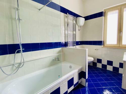 Apartamento Cosy Flat With Sea View Balcony