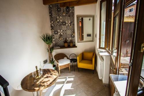 Hostal Fontane Apartments