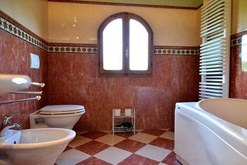 San Casciano In Val Di Pesa Villa Sleeps 12 Pool
