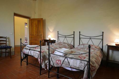 San Casciano In Val Di Pesa Villa Sleeps 12 Pool