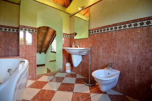 San Casciano In Val Di Pesa Villa Sleeps 12 Pool