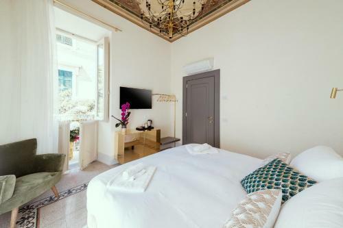 Hostal Palazzo Dei Grifoni - Luxury Suites -