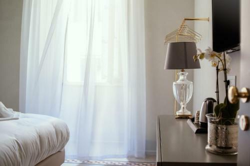 Hostal Palazzo Dei Grifoni - Luxury Suites -