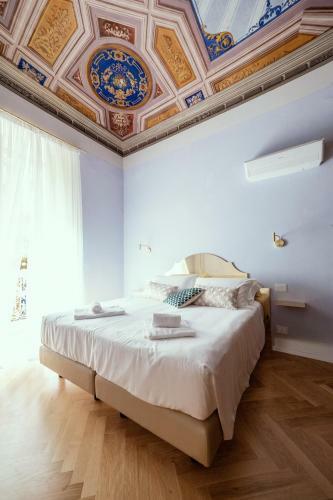 Hostal Palazzo Dei Grifoni - Luxury Suites -