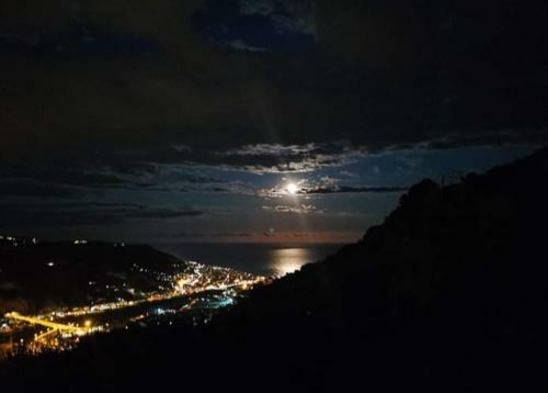 Apartamento Tra Le Stelle E Il Mare