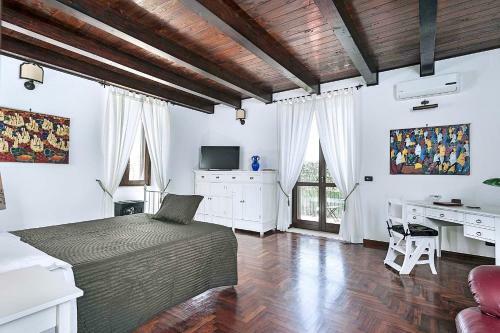 San Corrado Di Fuori Villa Sleeps 8 Pool Air Con