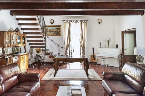 San Corrado Di Fuori Villa Sleeps 8 Pool Air Con