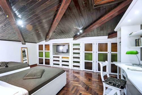 San Corrado Di Fuori Villa Sleeps 8 Pool Air Con