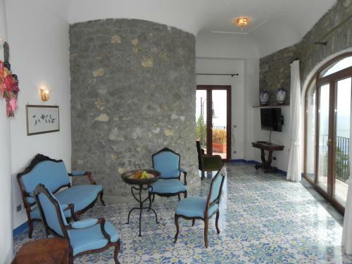 San Michele Di Serino Villa Sleeps 14 Pool Air Con