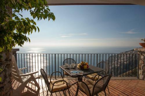 San Michele Di Serino Villa Sleeps 14 Pool Air Con