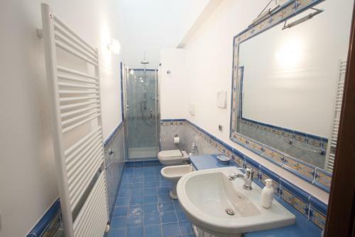 San Michele Di Serino Villa Sleeps 14 Pool Air Con