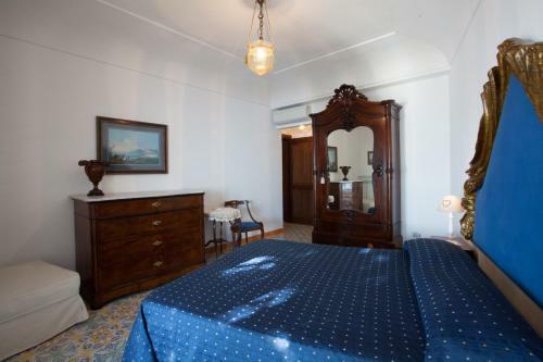 San Michele Di Serino Villa Sleeps 14 Pool Air Con