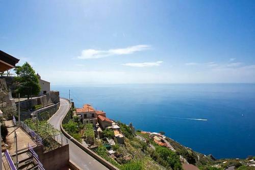 San Michele Di Serino Apartment Sleeps 6 Air Con