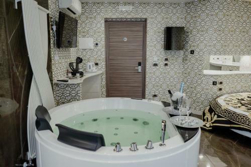 Hostal Miryam House
