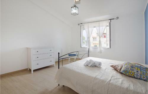 Awesome Apartment In Santa Flavia With 3 Bedrooms