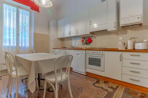Apartamento Old Villa With Garden & Parking