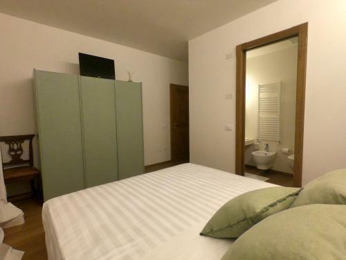 Hostal C� Ma�na