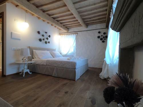 Hostal C� Ma�na