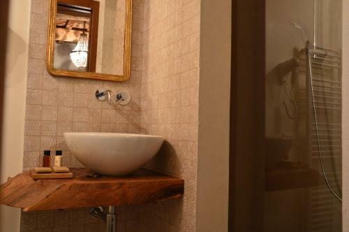 Hostal C� Ma�na