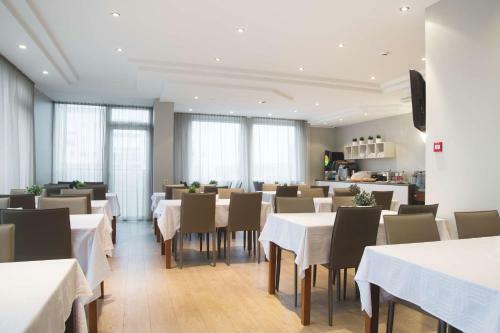 Hotel Sm�ri