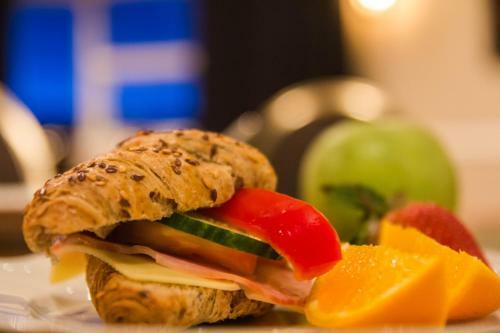 Hotel H�tel Flj�tshl�d