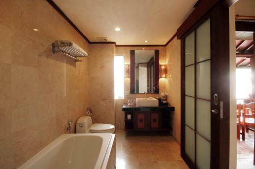Hotel Grand Balisani Suites