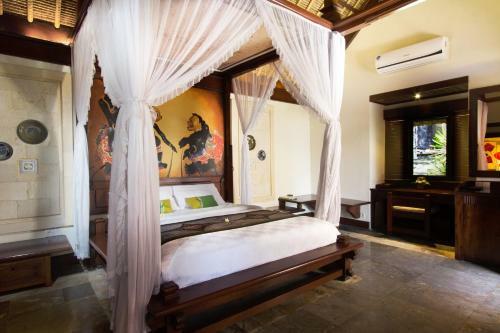 Hotel Grand Balisani Suites