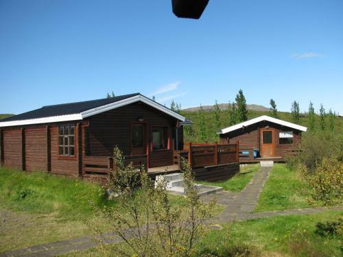 �thl�d Cottages